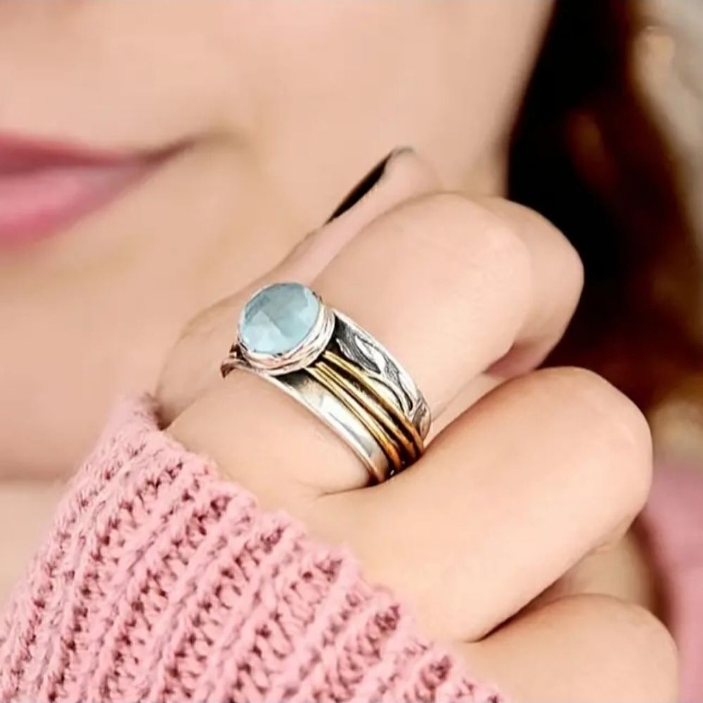 American Retro Silver Aqua Marine Ring - Picture 2 of 5